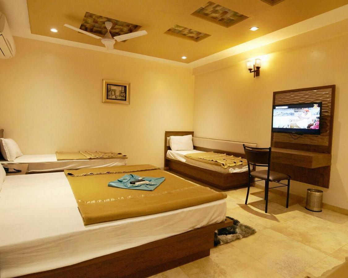 שירדי Hotel Sai Suraj Park מראה חיצוני תמונה
