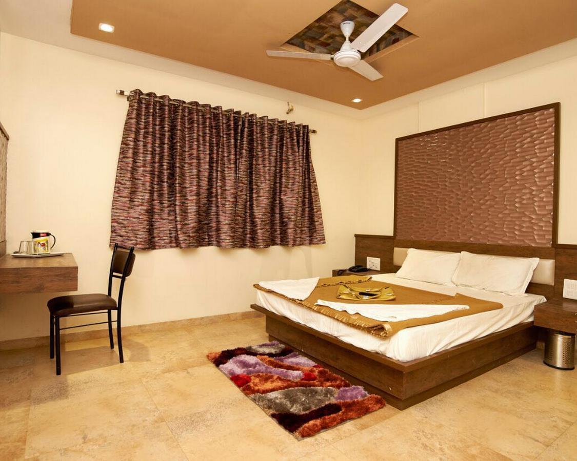 שירדי Hotel Sai Suraj Park מראה חיצוני תמונה