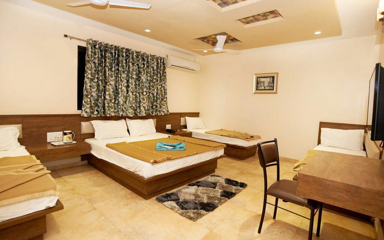 שירדי Hotel Sai Suraj Park מראה חיצוני תמונה