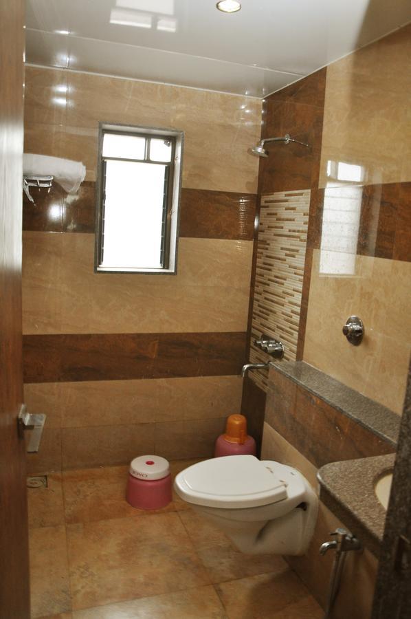 שירדי Hotel Sai Suraj Park מראה חיצוני תמונה