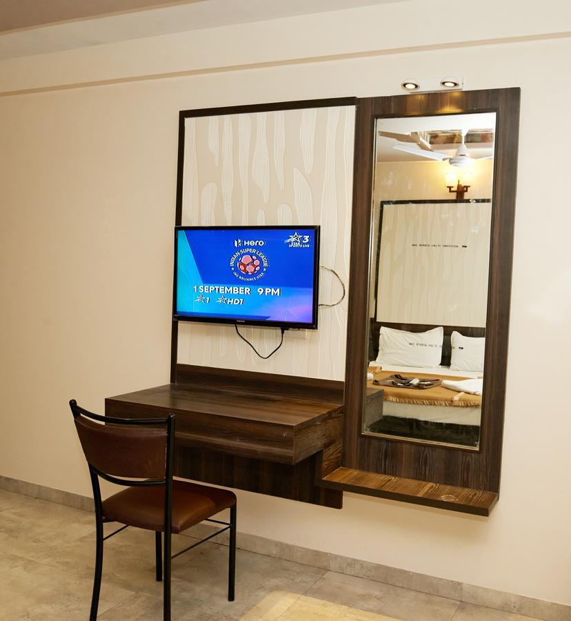 שירדי Hotel Sai Suraj Park מראה חיצוני תמונה