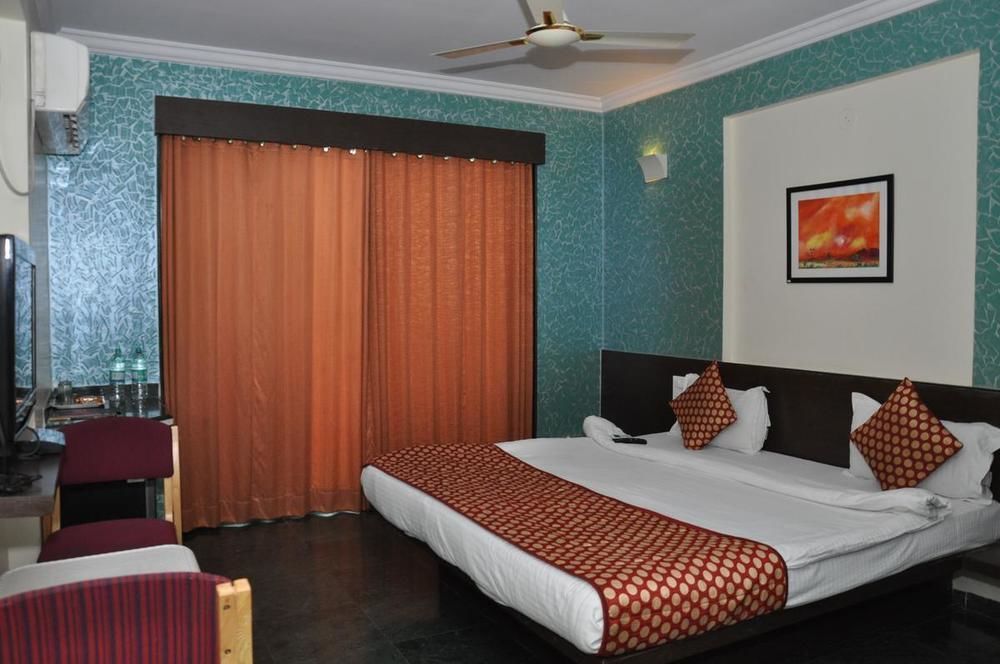 שירדי Hotel Sai Suraj Park מראה חיצוני תמונה