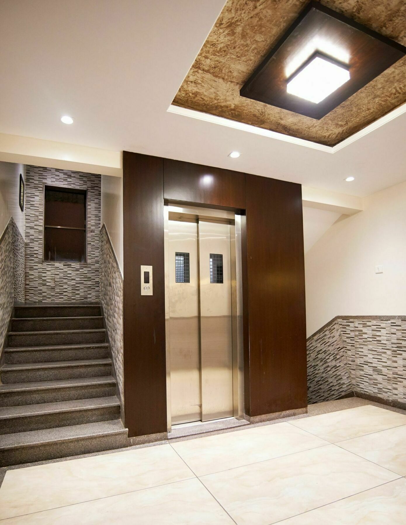 שירדי Hotel Sai Suraj Park מראה חיצוני תמונה