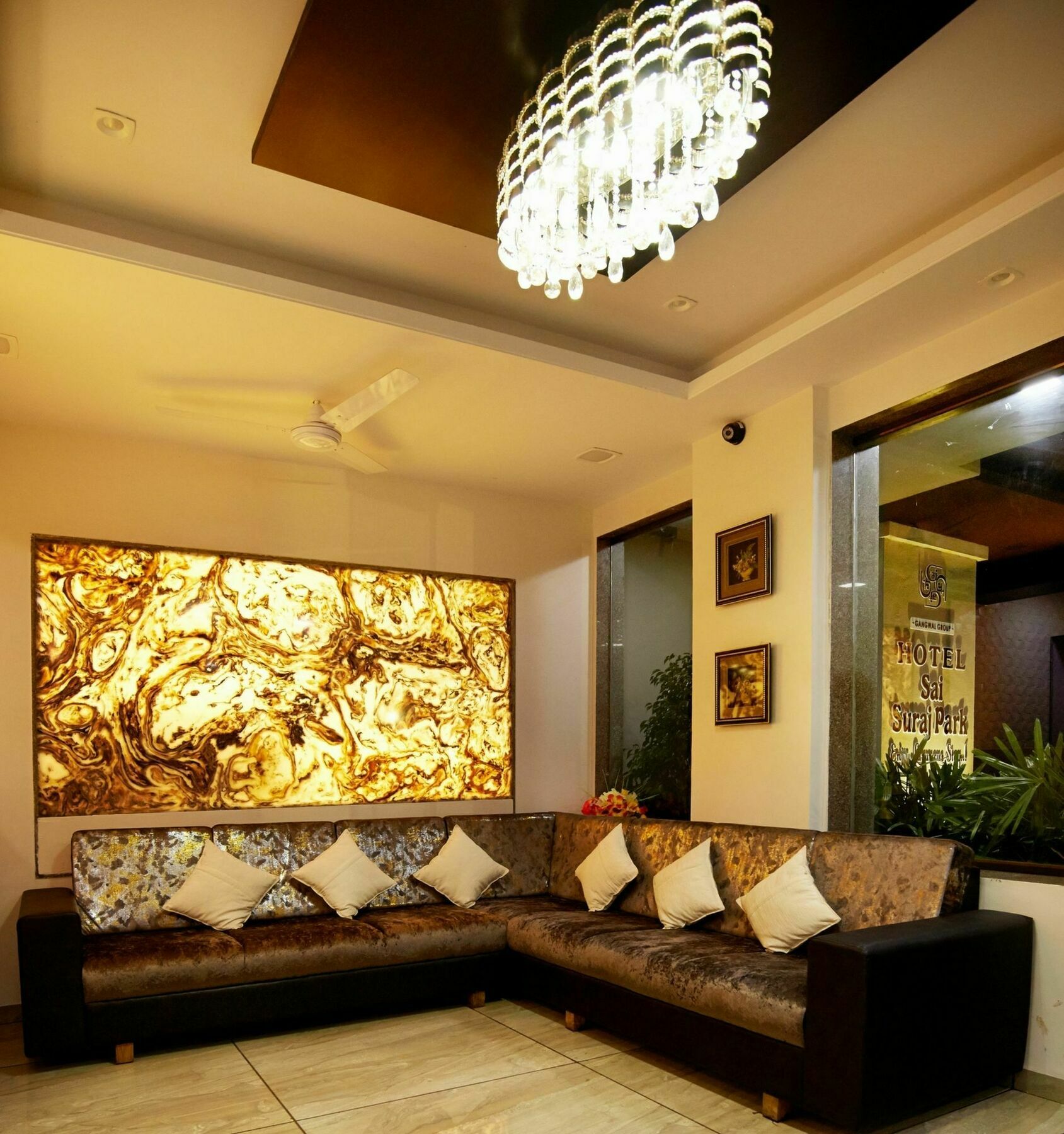 שירדי Hotel Sai Suraj Park מראה חיצוני תמונה